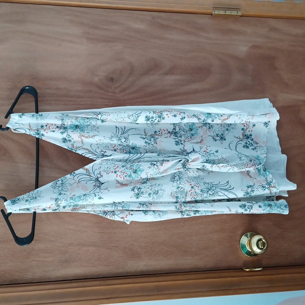 Sleeveless top